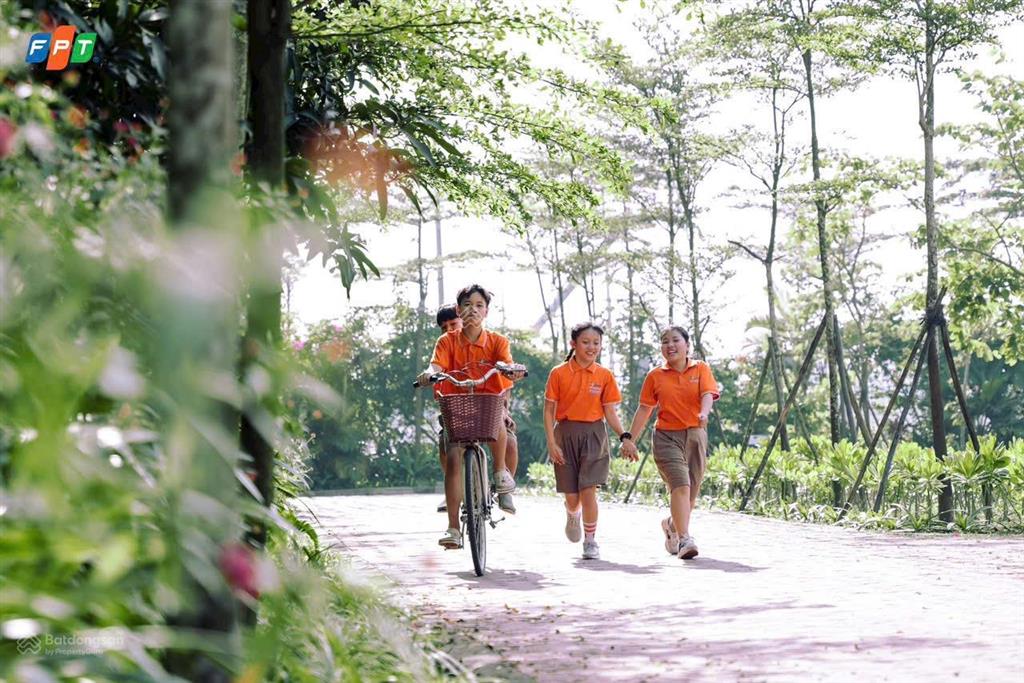 Bán căn hộ 2pn view biển trực diện  fpt plaza 2  full nội thất  đang cho thuê 18 triệu/tháng