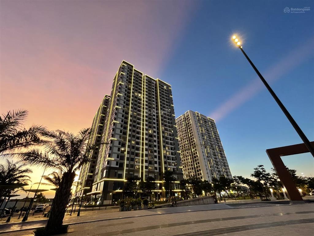 Bán căn hộ 2pn view biển trực diện  fpt plaza 2  full nội thất  đang cho thuê 18 triệu/tháng