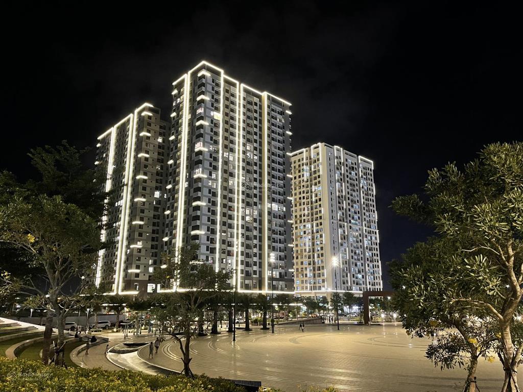 Bán căn hộ 2pn view biển trực diện  fpt plaza 2  full nội thất  đang cho thuê 18 triệu/tháng