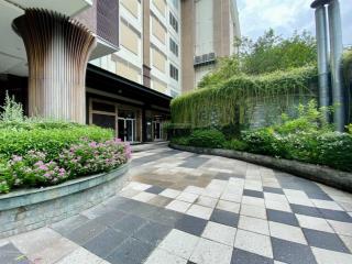 Bán căn hộ mã căn đẹp 2pn 2wc 75m2 leman luxury, đối diện vườn treo, tầng cao view đẹp  0934 004 ***