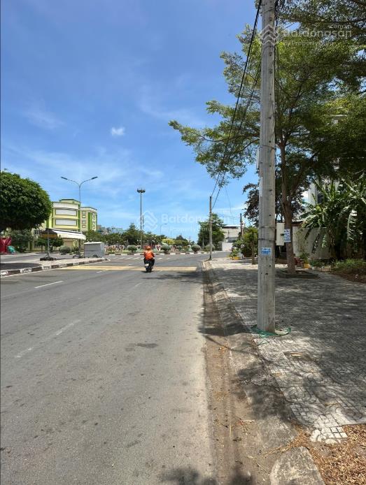 [sổ đỏ chính chủ] bán đất nền kdt hoàng phát  200m2 vị trí vàng  chỉ 4.15 tỷ  rẻ nhất khu vực!