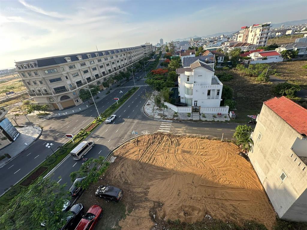 Cho thuê 200m2 đất lô góc 2 mặt tiền đẹp nhất khu vực tuy hòa phú yên chỉ 11 triệu/tháng