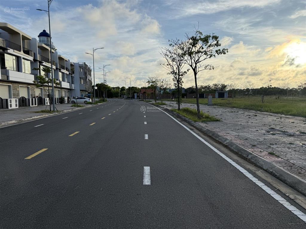 Bán nhà mặt tiền đường 30/4 phường rạch dừa vũng tàu