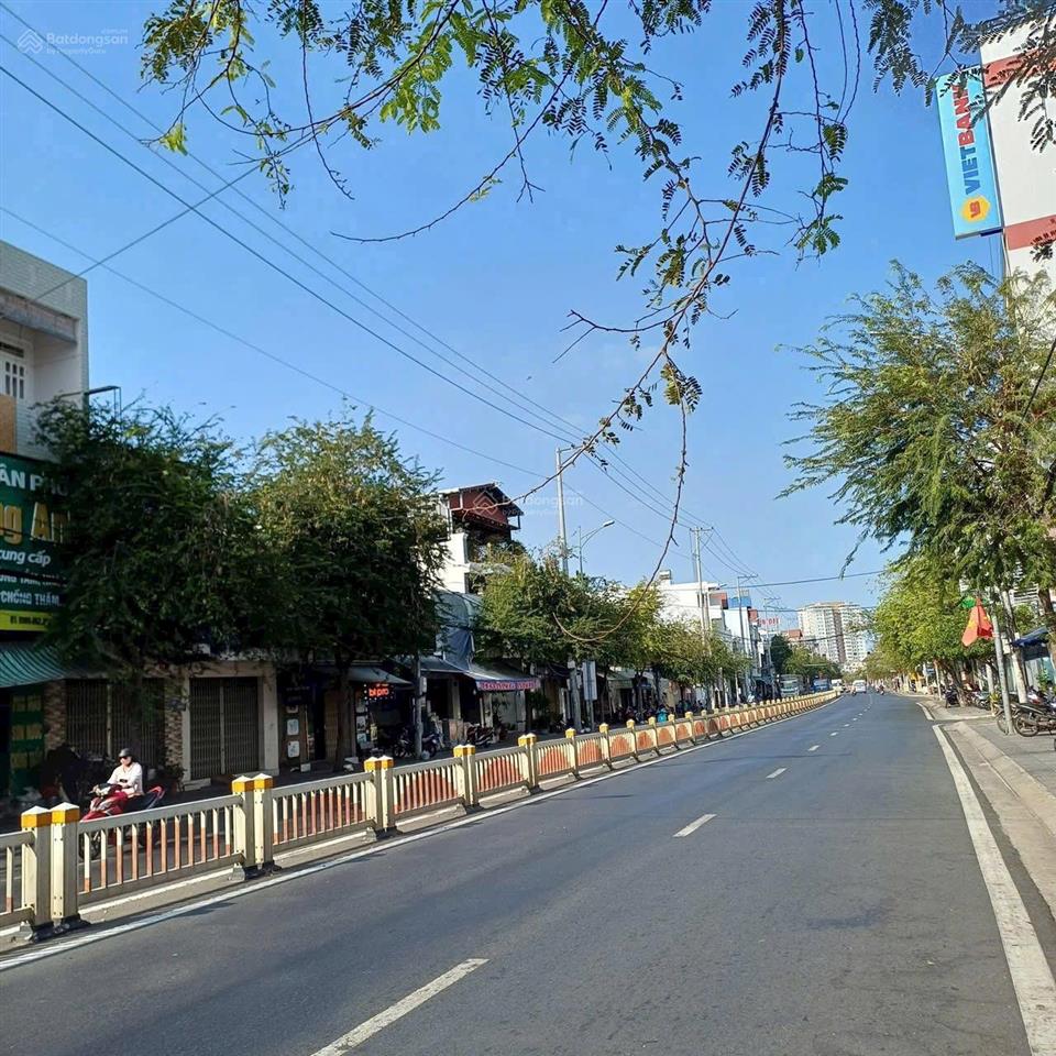Bán nhà mặt tiền đường 30/4 phường rạch dừa vũng tàu
