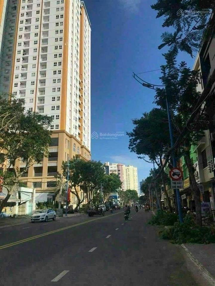 Cần bán nhà mặt đường gần biển bãi sau. thích hợp xây dựng khách sạn khu phan chu trinh tp vũng tàu