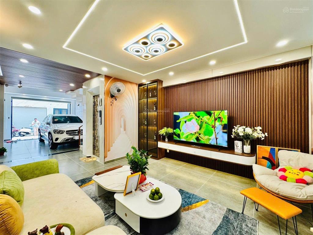 Bán biệt thự bình lợi dt 10mx20m 4 tầng giá 25tỷ5 p13 q. bt khu biệt cao cấp vip gần sông