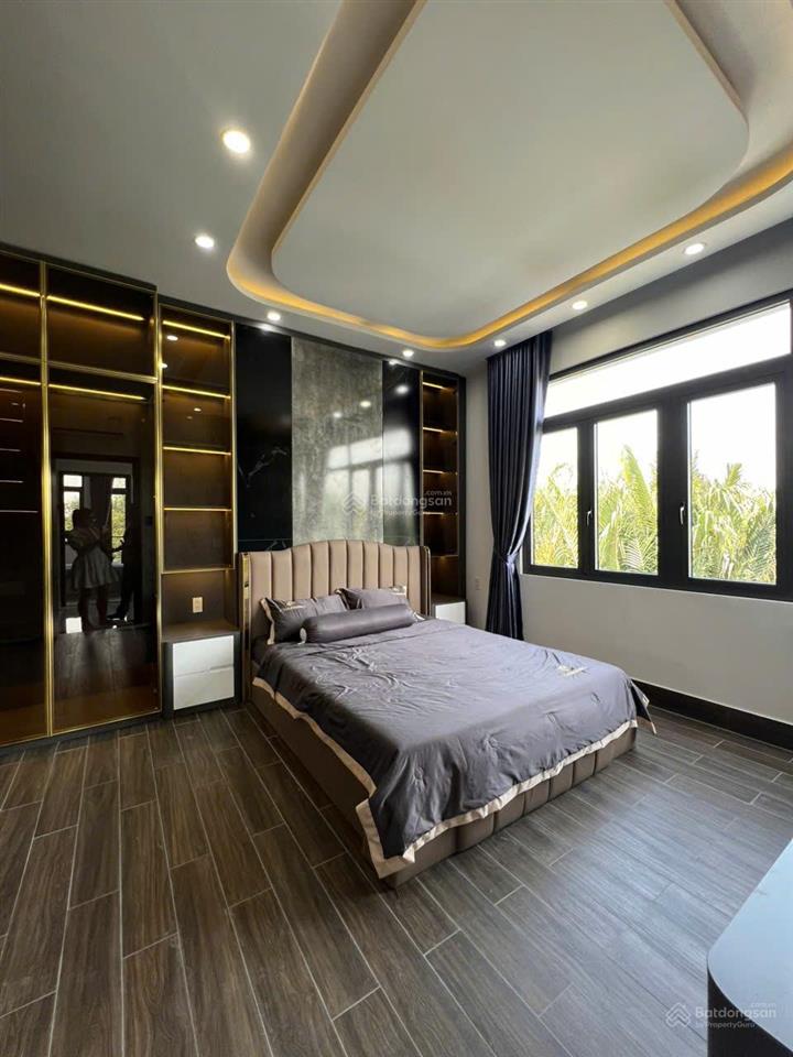 Bán nhà xô viết nghệ tĩnh 4,5m x 21m giá 12,6 tỷ 4 tầng p19, vị trí kinh doanh sầm uất ngay sát q1