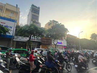 Bán đất mt phan xích long p2 q phú nhuận. dt 5x22m, giá 22.5 tỷ