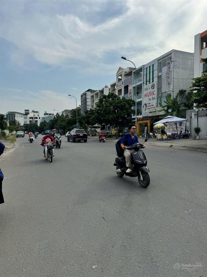 Bán đất đăng thùy trâm 6mx20m giá 13ty9 p13 qbt đối diện đại học văng lang, vuông vức