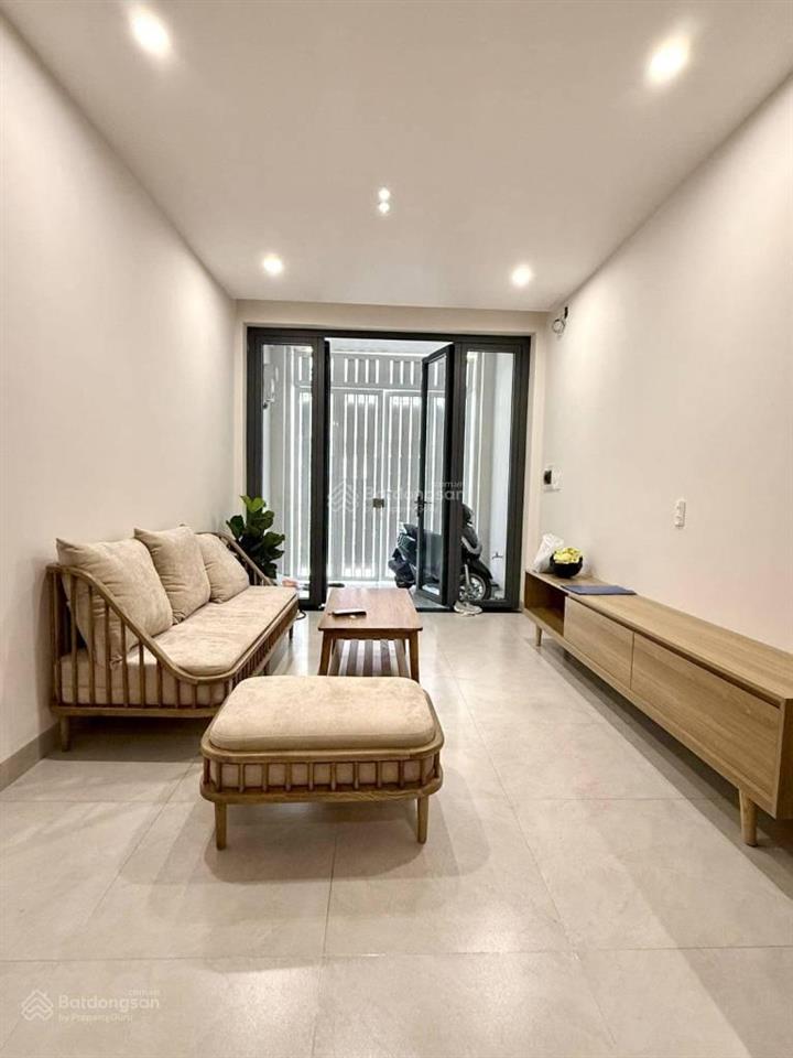 Bán nhà mặt tiền hoàng hoa thám, bình thạnh, 4 tầng và sân thượng, 16m x 30m
