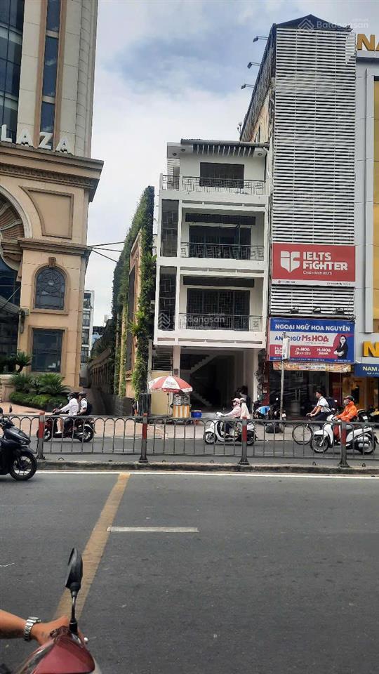 Bán nhà xô viết nghệ tĩnh 5mx 20m, giá 14,5 tỷ 4 tầng p17 vị trí kinh doanh sầm uất ngay sát q1