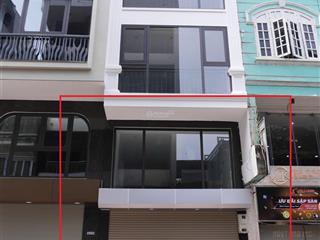 Cho thuê tầng 1 và tầng lửng nhà mặt phố phạm hồng thái, quận ba đình  15 triệu vnd/tháng