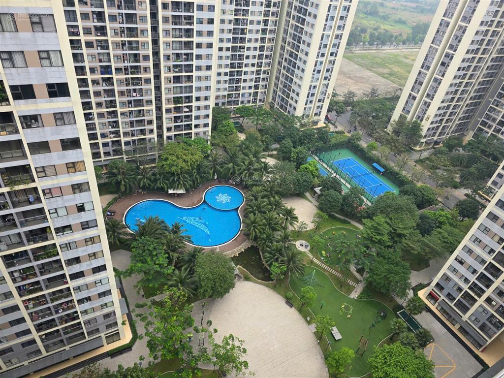 Bán căn 3pn 2wc phân khu rainbow  vinhomes grand park. nội thất cao cấp, đã có sổ hồng