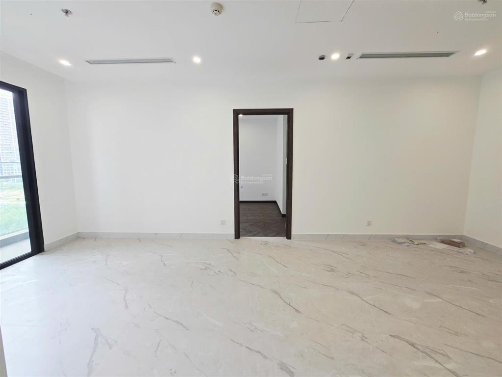 Bán nhanh căn hộ 2pn beverly mới 100% chưa ở, tầng trung thoáng mát, đã có sổ hồng