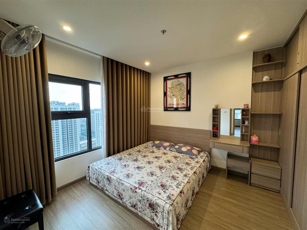 Bán căn hộ 3pn nội thất cao cấp, sẵn sổ hồng. view vườn nhật, hồ cá koi cực kỳ thoáng