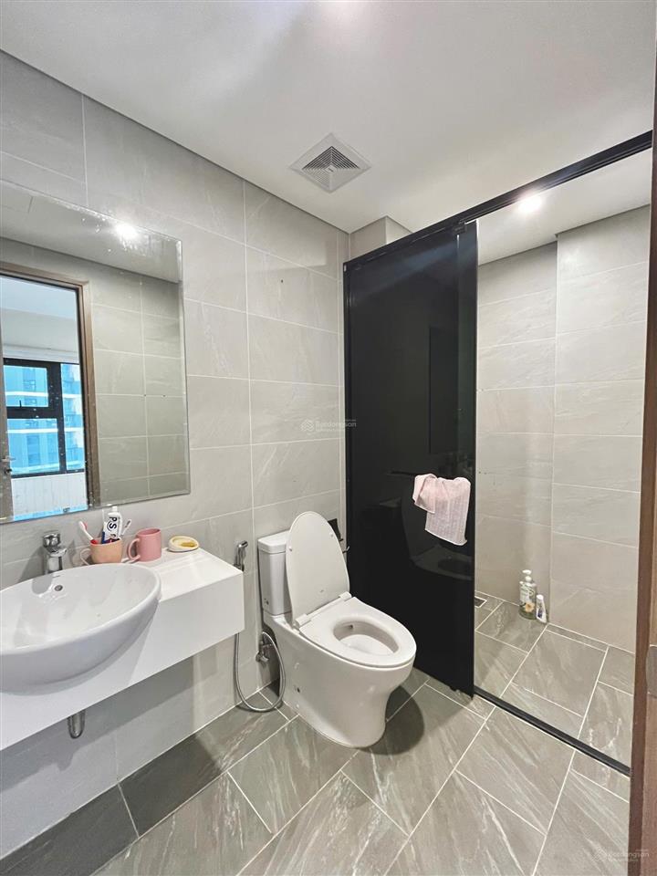 Bán nhanh căn góc 2pn + 2wc giá tốt phân khu beverly solari  vinhomes grand park