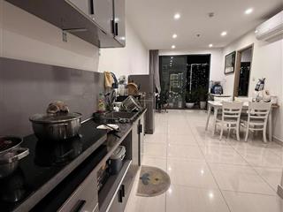 Bán nhanh căn hộ 2pn 2wc hướng đông nam, tầng trung view thoáng, có sổ hồng