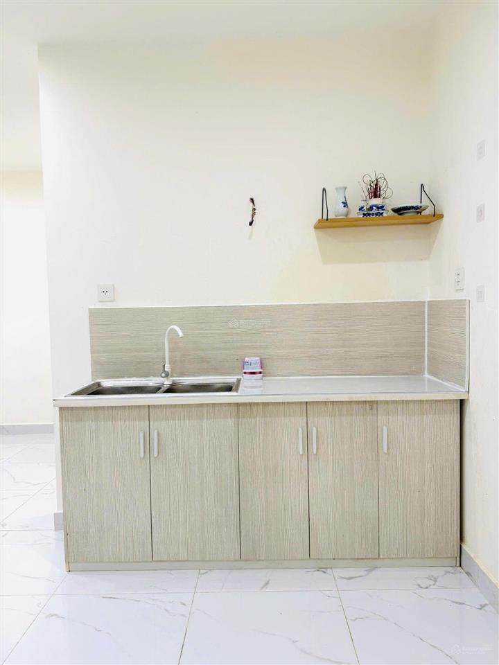 Bán 1pn+ bs hướng đông nam, tầng trung, full nội thất. hàng chuyển nhượng vinhomes nhắn em tuấn