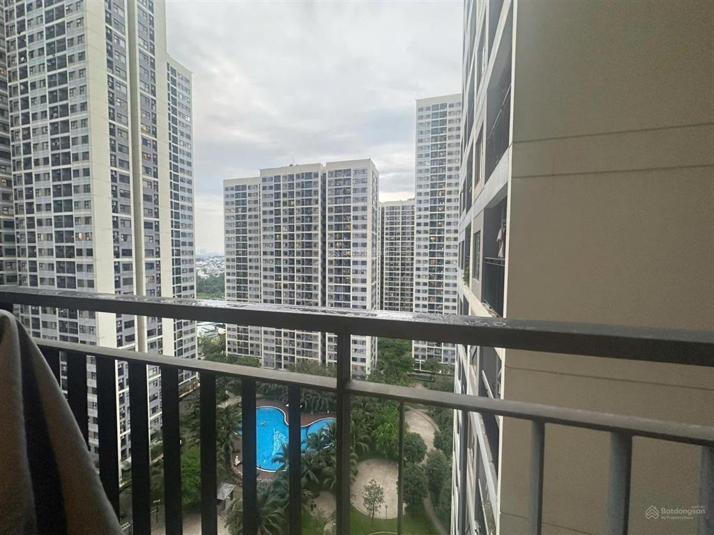 Bán gấp căn hộ 2pn full nội thất cao cấp, giá cạnh tranh khu raibow, tầng trung, hướng mát