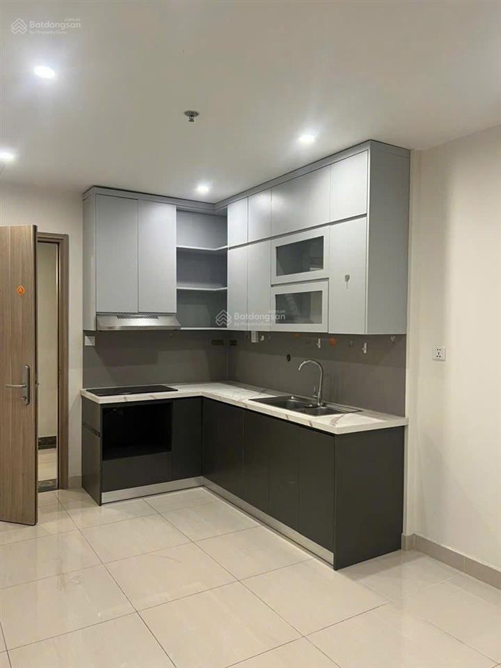 Bán nhanh căn góc 2pn + 2wc tầng trung, hướng mát. sẵn sổ hồng công chứng mua bán nhanh