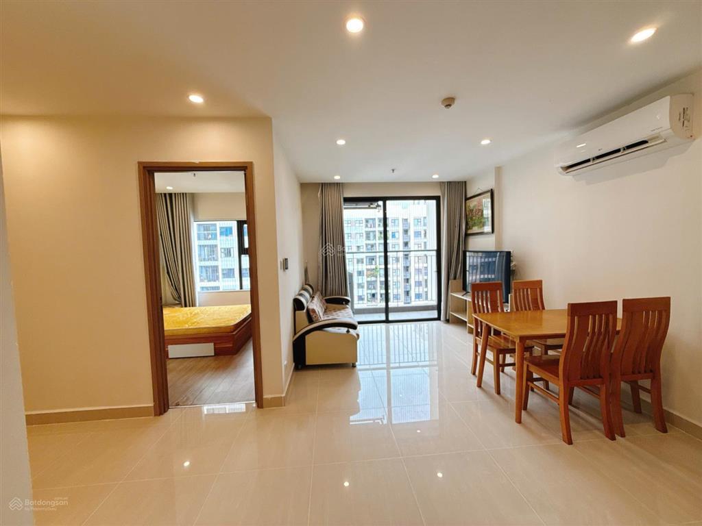 Bán căn hộ 1pn+ hướng đông nam, giá cạnh tranh chỉ 2,15 tỷ. full nội thất cao cấp