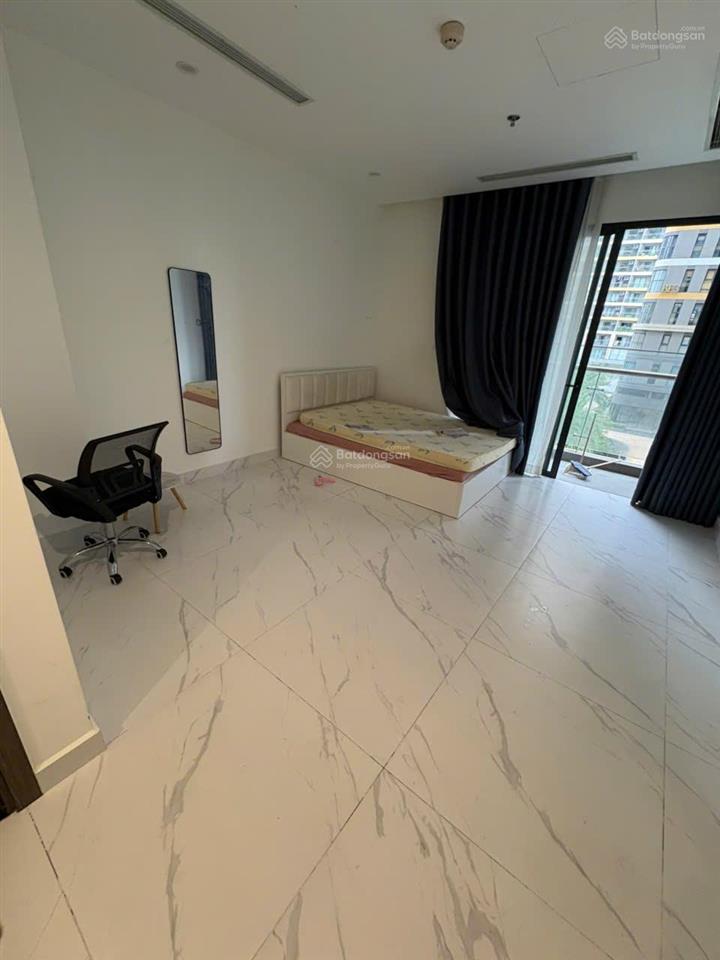 Bán siêu lỗ căn hộ studio giá rẻ chỉ 2,1 tỷ tại phân khu cao cấp beverly