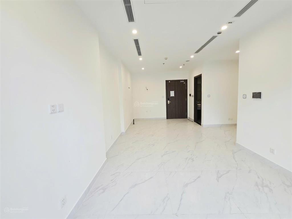 Cần bán căn hộ 1pn+ khu cao cấp beverly giá tốt chỉ 3,2 tỷ. nhà mới chưa qua sử dụng, có sổ hồng