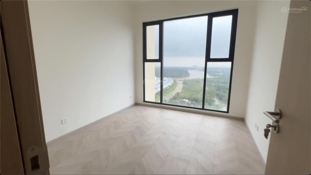 Bán căn hộ 3pn 97m2 lumiere boulevard  vinhomes grand park