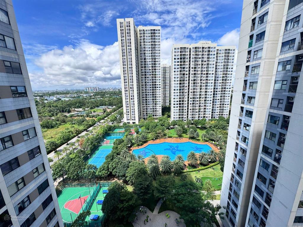 Bán căn hộ 1pn+ giá tốt, view thoáng đẹp. sẵn sổ hồng công chứng mua bán ngay