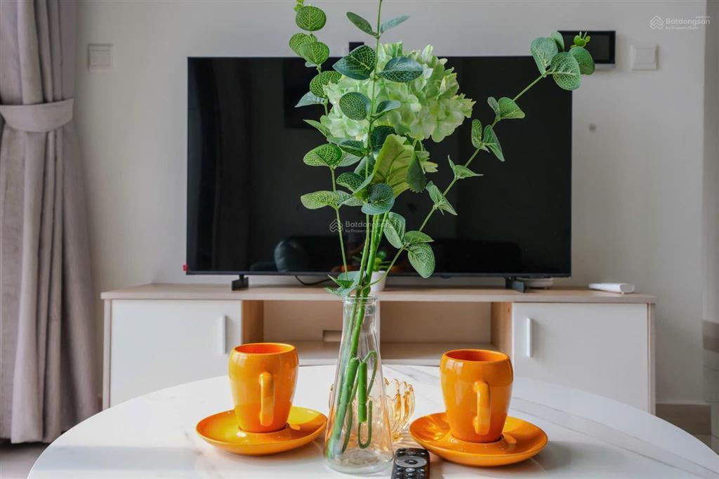 Bán nhanh căn hộ full nội thất cao cấp giá tốt phân khu origami chỉ 3,3 tỷ, có sổ hồng