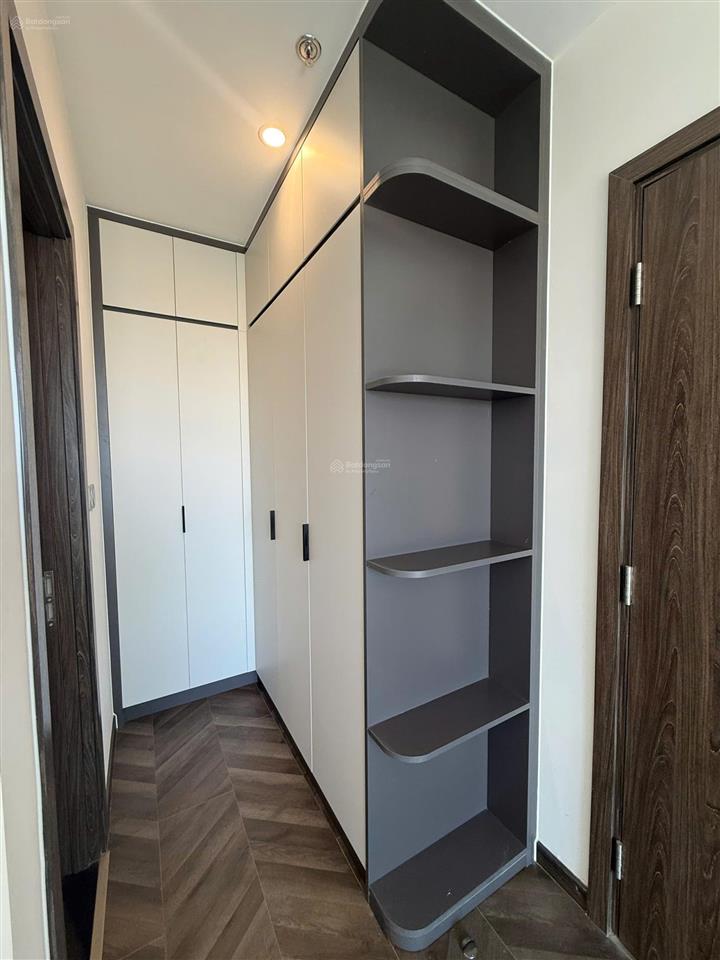 Bán căn hộ 2pn 2wc / 80m2 view trực diện công viên 36ha giá tốt, full nội thất, có sổ hồng