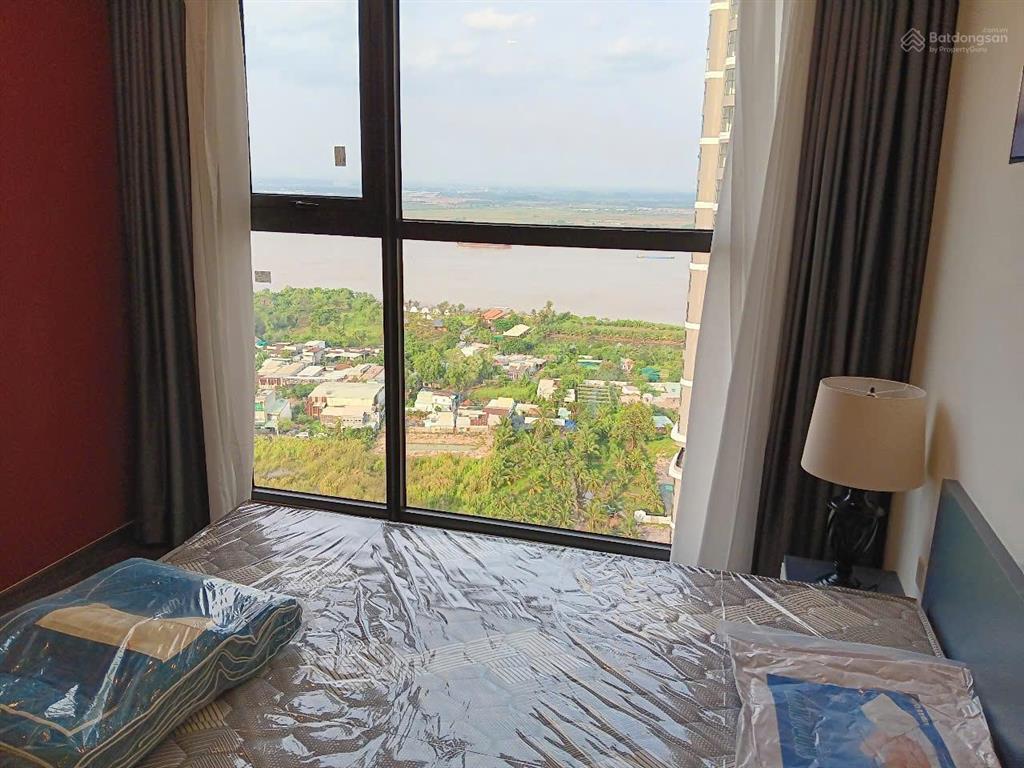 Bán căn góc 2pn 2wc / 80m2. tầng trung, view sông đồng nai, có sổ hồng. giá tốt 4.6 tỷ