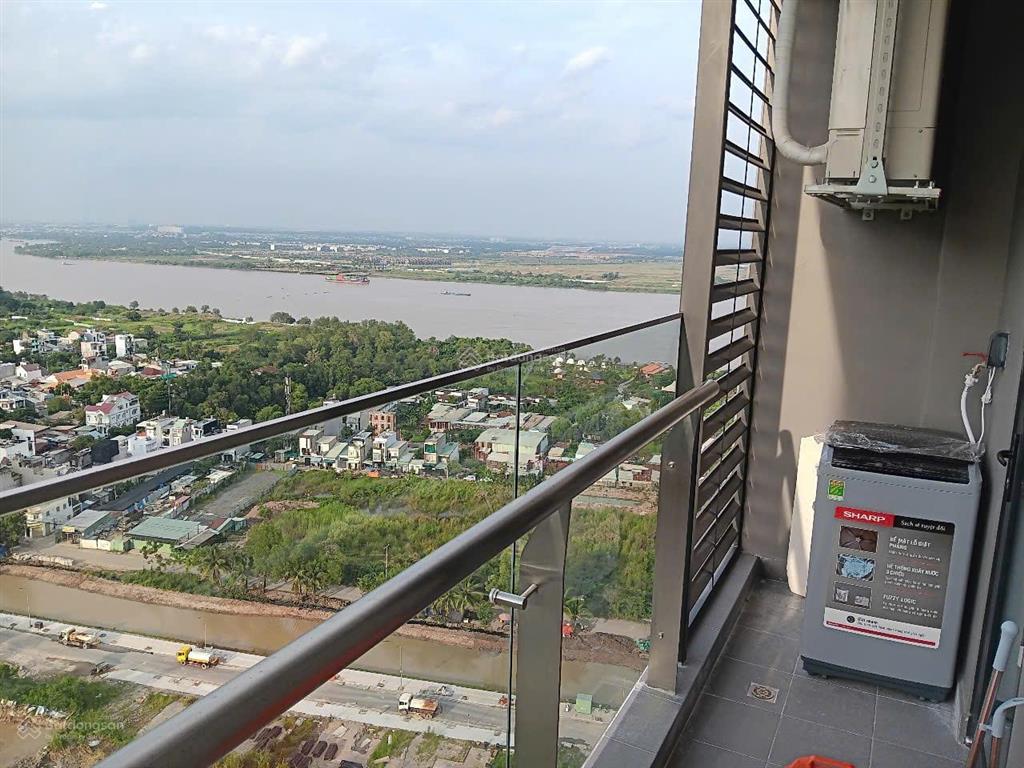 Bán căn góc 2pn 2wc / 80m2. tầng trung, view sông đồng nai, có sổ hồng. giá tốt 4.6 tỷ