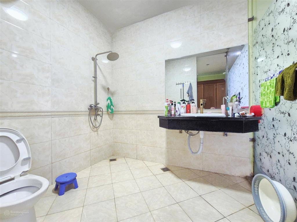 Chính chủ bán nhà khu vĩnh hưng 92m mt 6,3m đường 7m ô tô tránh nhà 5 tầng