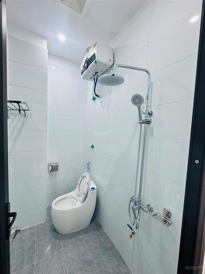 Bán nhà xây mới trung tâm tân tiến  do nha 50m2 (full nội thất)