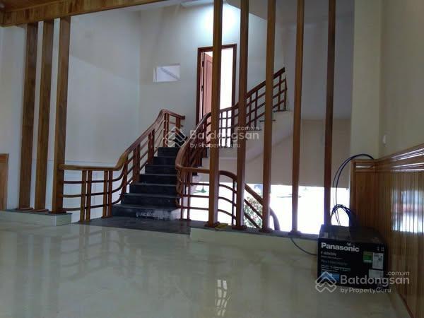 Giảm ngay 1 tỷ  nhà 5 tầng mặt phố kinh doanh tôn đức thắng, khai quang, vĩnh yên  cực hiếm!