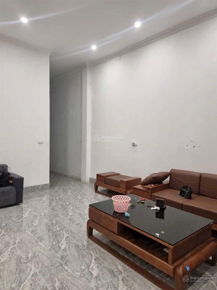 Bán nhà sẵn ở tại mậu thông, khai quang