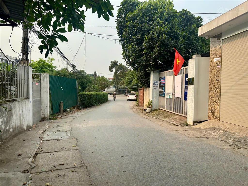 Bán 100m2 nhà trục chính (kinh doanh/cho thuê luôn) tại kcn khai quang