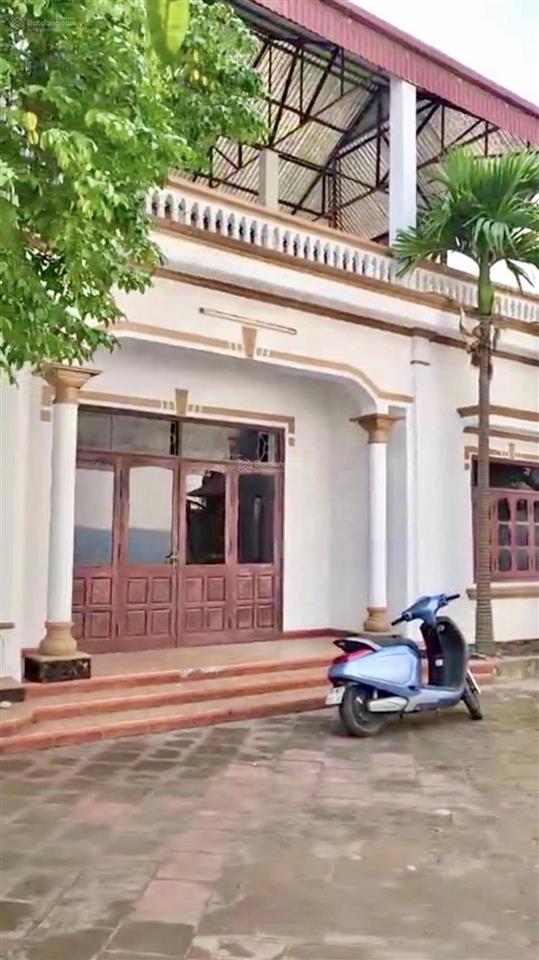 Bán 360m2 nhà 2 tầng cũ trung tâm ngô quyền, vĩnh phúc