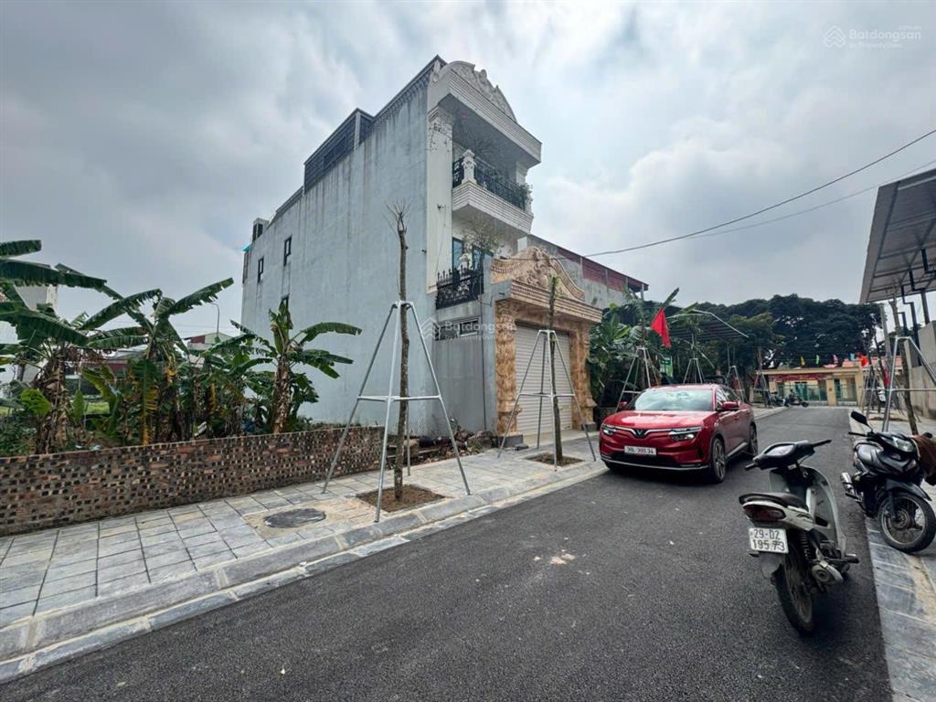 Bán đất kinh doanh 114m2 làn 2 biệt thự nguyên khê giá hơn 90tr,  0982 476 ***