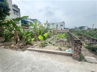 Bán gấp lô 70 phố chợ phù lỗ mặt tiền 4m ngõ thông giá 2.8 tỷ