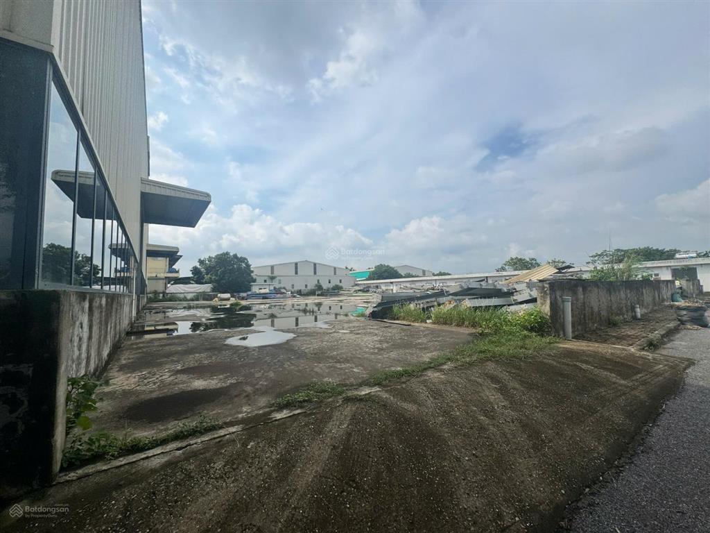 Mời thuê đất trống 4000m2 tại khu công nghiệp quang minh giá hợp lý