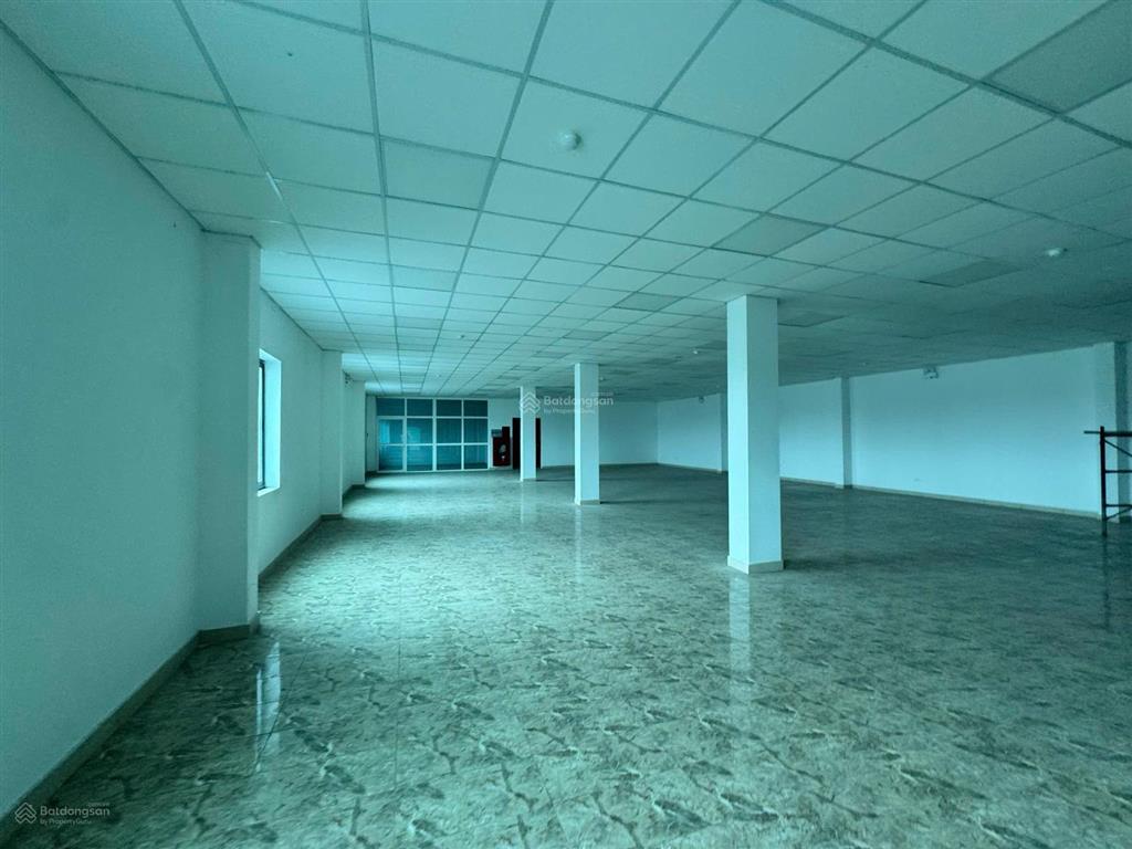 Cho thuê toà nhà văn phòng 4 tầng (720 m²) /1 sàn, tại kcn quang minh, mê linh