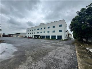 Cho thuê toà nhà văn phòng 4 tầng (720 m²) /1 sàn, tại kcn quang minh, mê linh