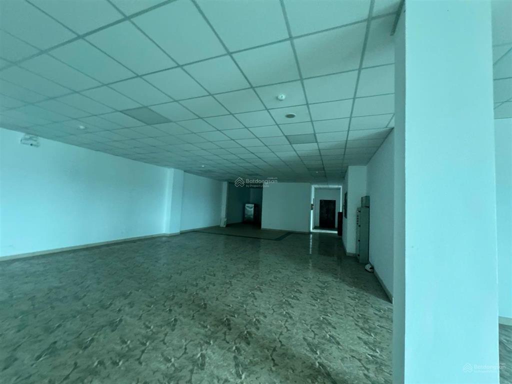 Cho thuê toà nhà văn phòng 4 tầng (720 m²) /1 sàn, tại kcn quang minh, mê linh