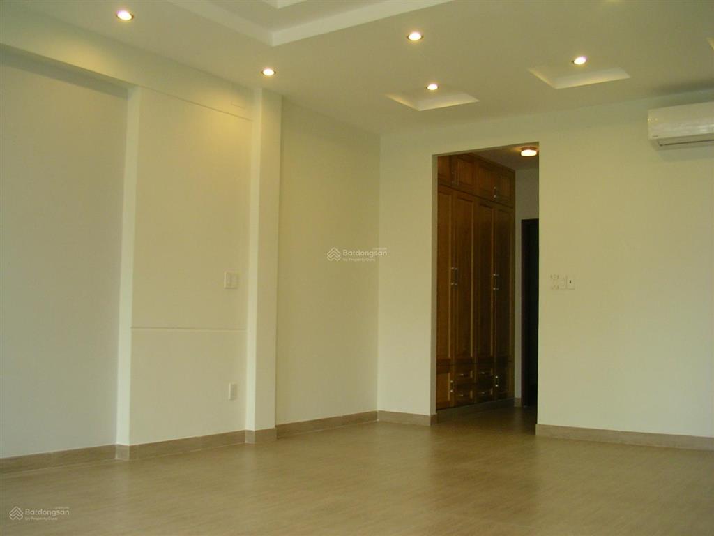 Cho thuê nguyên căn mặt tiền lê trung nghĩa 55 triệu/tháng/530m2, hướng tây bắc