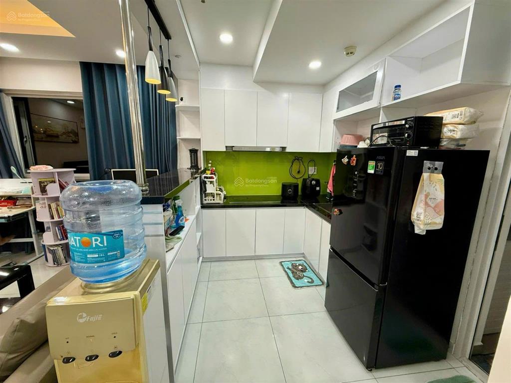 Chính chủ bán gấp cosmo city quận 7  sổ hồng sẵn  tặng full nội thất.  ms nga 0909 875 ***
