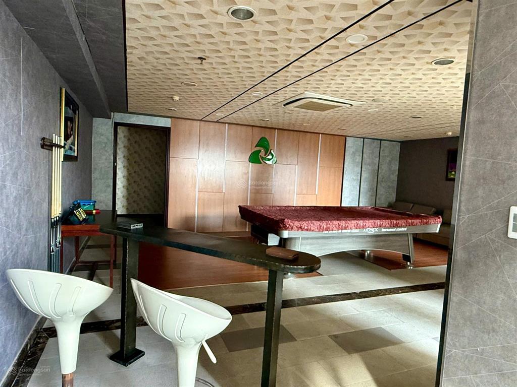 Chính chủ bán gấp cosmo city quận 7  sổ hồng sẵn  tặng full nội thất.  ms nga 0909 875 ***