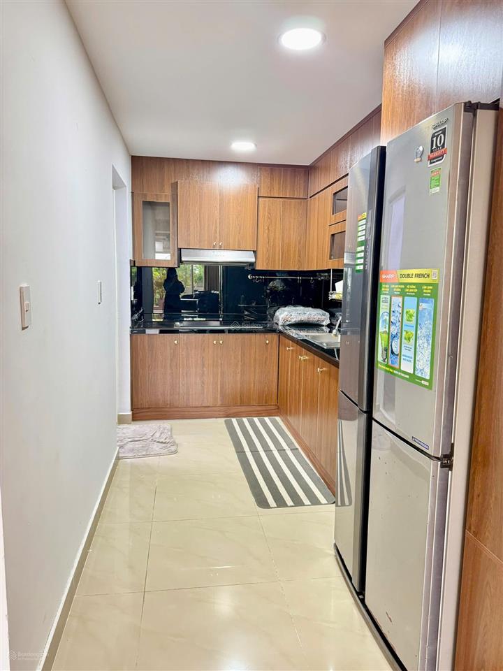 Cho thuê căn hộ cảnh viên 2 phú mỹ hưng.  0909 875 *** ms nga