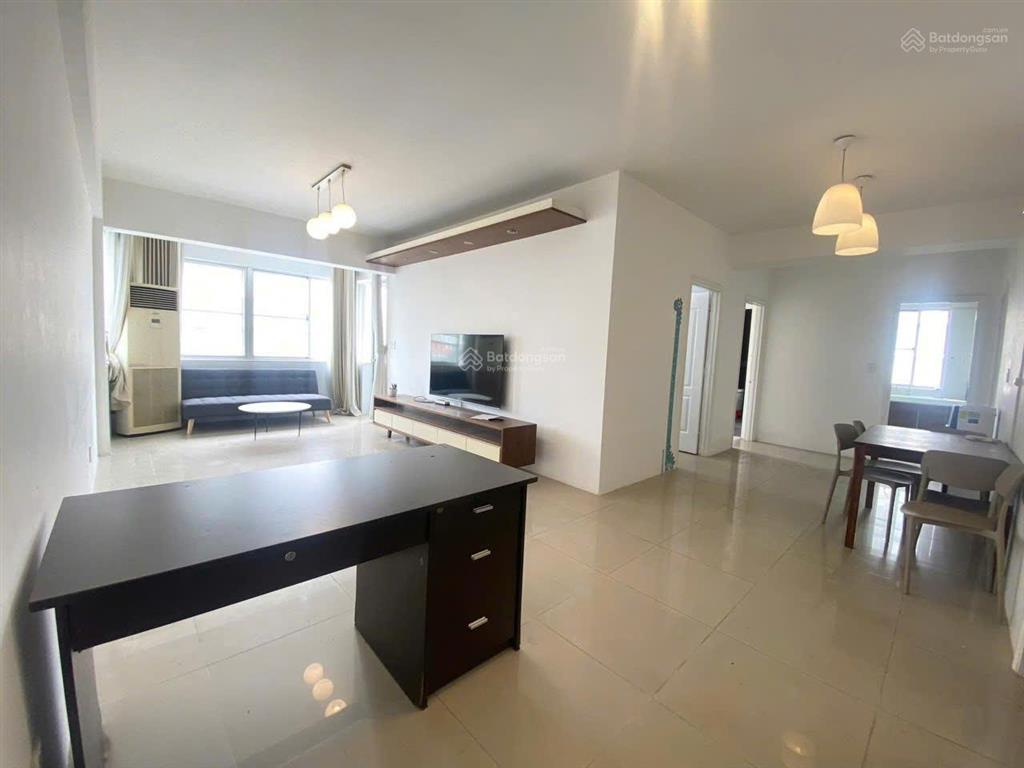 Cho thuê căn hộ mỹ khánh 4, phú mỹ hưng  3pn, 118m2  giá 24tr/tháng.  0909 875 ***